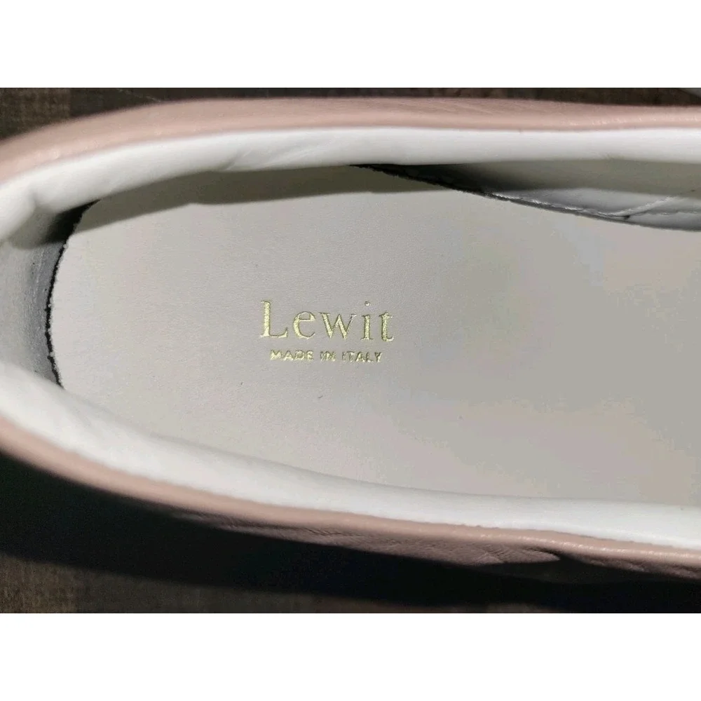 Lewit Pink Leather‎ Pearl Detail Sneakers US 9.5 EU39/40